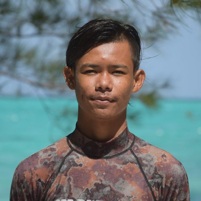 Mantanani islander and “eco-diver” Mohd Faizul bin Madali (Image: Adzmin Fatta / Reef Check Malaysia)